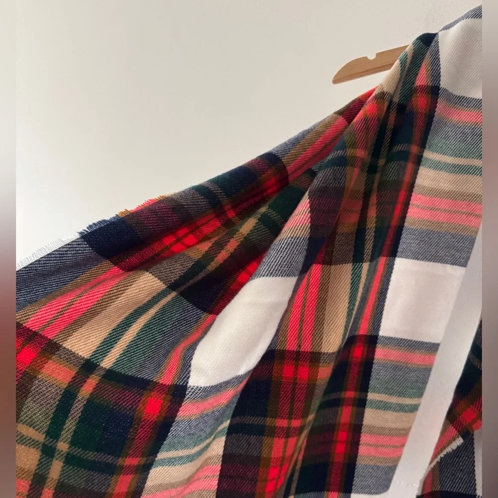 J. Crew Classic Plaid‎ Fall Scarf With Fringe